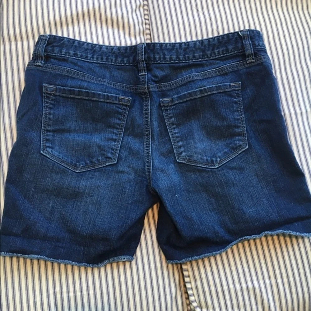 Barely Worn Denim Shorts - Picture 2 of 4